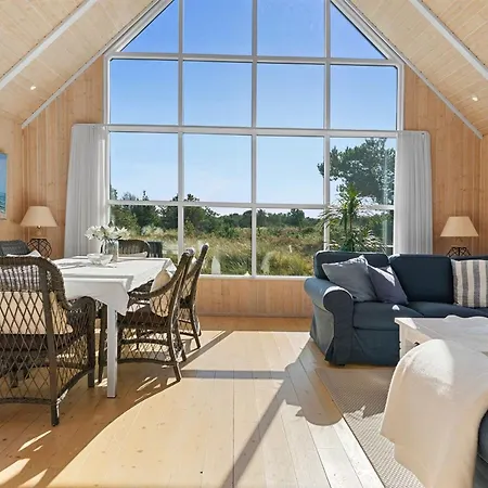 Yanne - 550m From The Sea By Interhome Casa vacanze
