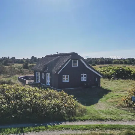 Prázdninový dům Yanne - 550m From The Sea By Interhome Skagen