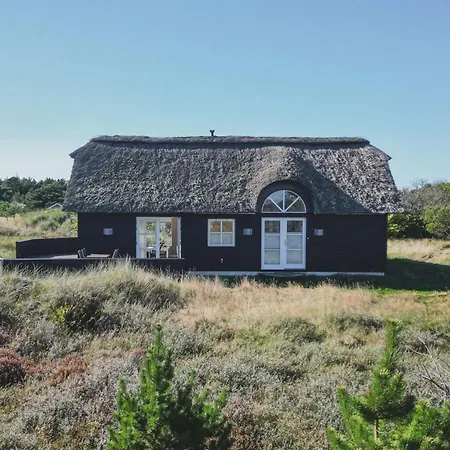 Yanne - 550m From The Sea By Interhome Dom wakacyjny
